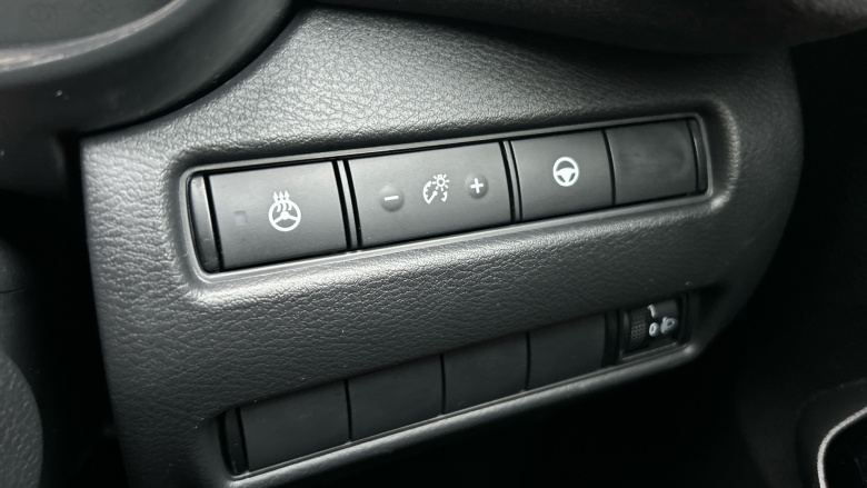 Nissan Juke 1.6 Hybrid Tekna+ 5dr Auto Hybrid Hatchback